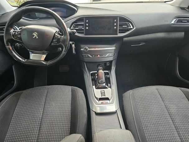 Peugeot 308 BlueHDi 130 Allure 96 kW image number 11