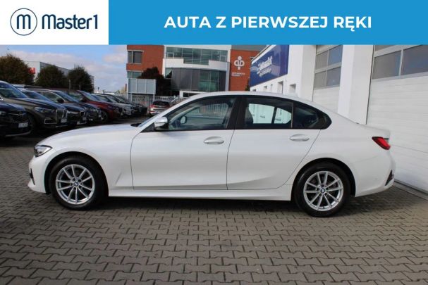 BMW 320d xDrive Advantage 140 kW image number 5