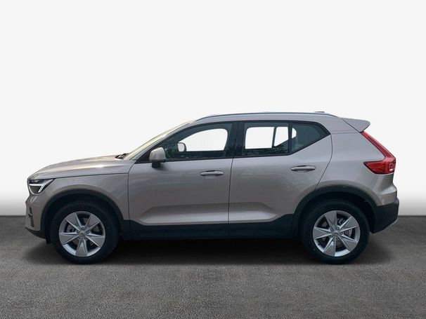 Volvo XC40 B3 Core DKG 120 kW image number 5