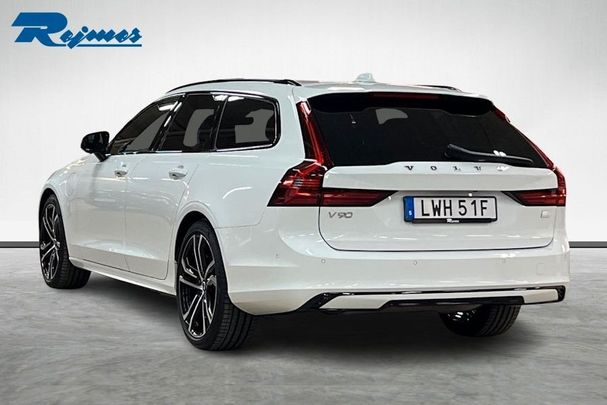 Volvo V90 Recharge T8 AWD 288 kW image number 3