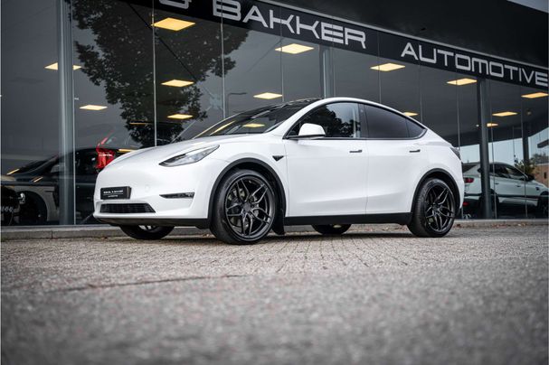 Tesla Model Y Long Range AWD 158 kW image number 50