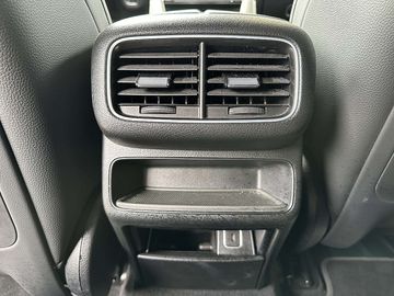 Car image 36