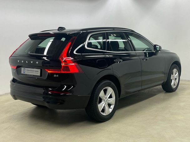 Volvo XC60 B4 Diesel Momentum 145 kW image number 4