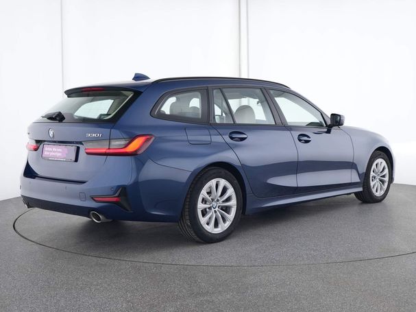 BMW 330i Touring Advantage xDrive 190 kW image number 6