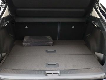 Car image 36