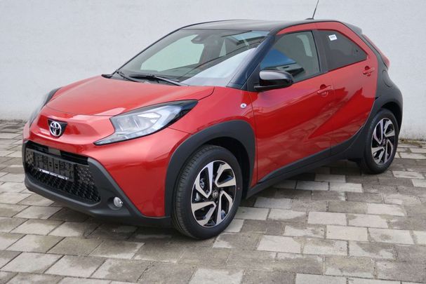 Toyota Aygo X 53 kW image number 1