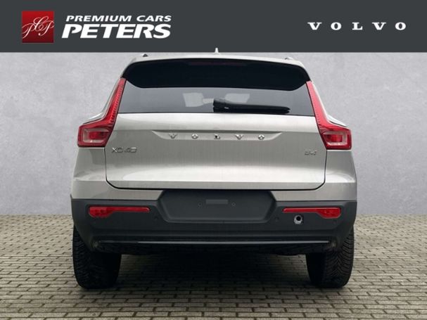 Volvo XC40 B4 145 kW image number 7