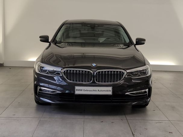 BMW 530d Luxury Line 195 kW image number 2