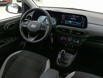 Car image 21