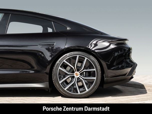 Porsche Taycan 320 kW image number 17