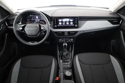 Car image 30