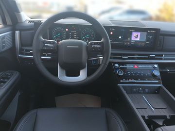 Car image 10