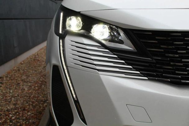 Peugeot 3008 PureTech EAT8 S&S 96 kW image number 4