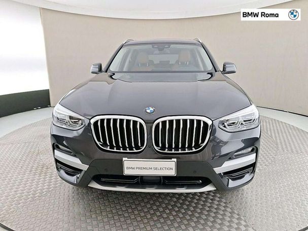 BMW X3 xDrive30i xLine 185 kW image number 2