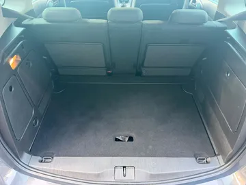 Car image 41