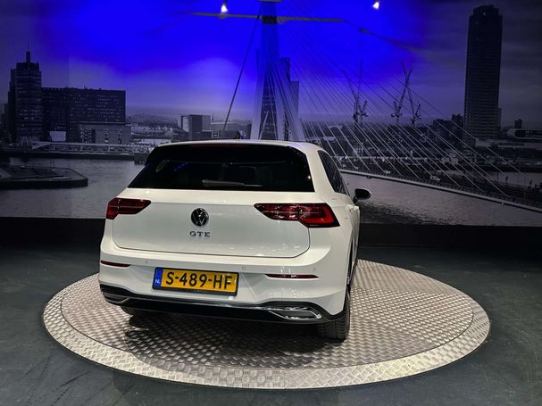 Volkswagen Golf 1.4 eHybrid DSG 150 kW image number 12