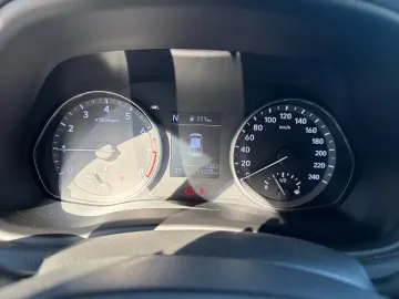 Car image 35