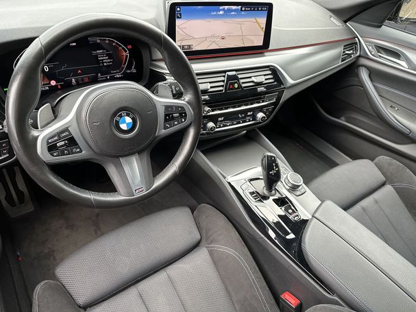 BMW 520d Touring 140 kW image number 14