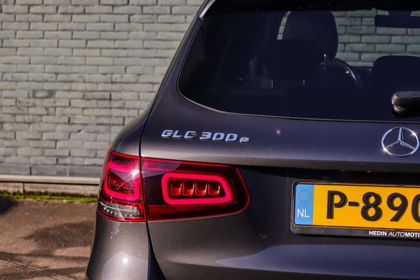 Mercedes-Benz GLC 300 e 4Matic 235 kW image number 3