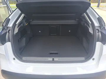Car image 29