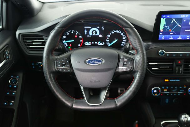 Ford Focus 1.0 EcoBoost 93 kW image number 33