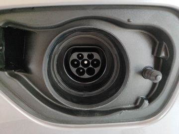 Car image 26
