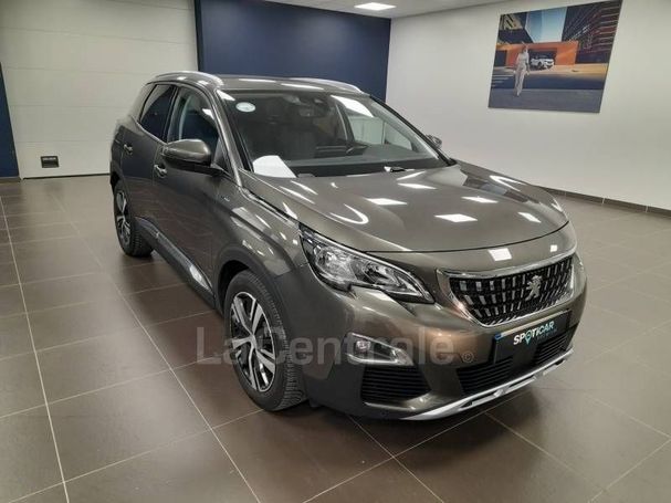 Peugeot 3008 Hybrid e-EAT8 165 kW image number 3