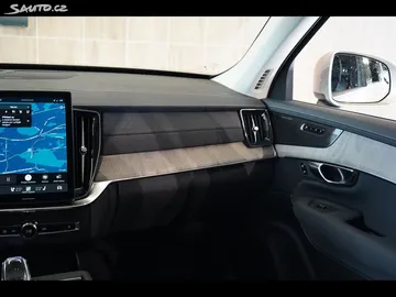 Car image 48