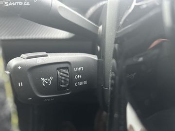 Car image 33