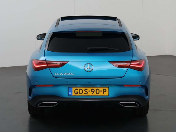 Mercedes-Benz CLA 250 Shooting Brake e 160 kW image number 4