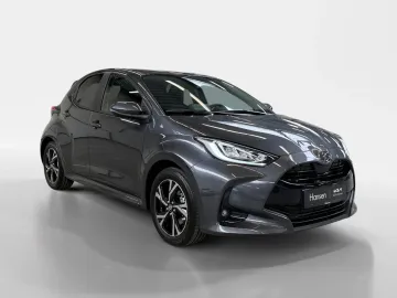 Car image 2