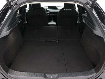 Car image 37