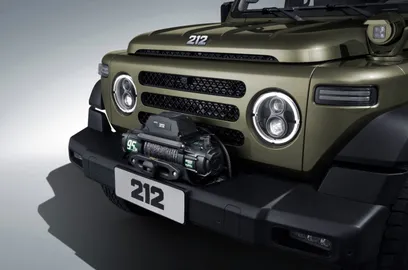 Car image 4