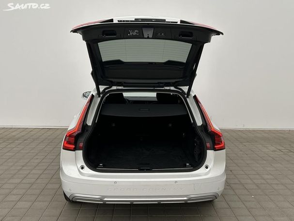 Volvo V90 Cross Country AWD B5 173 kW image number 9