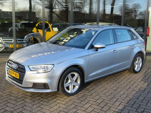 Audi A3 30 TFSI Sportback 85 kW image number 2