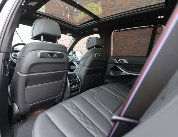 BMW X5 50e xDrive 360 kW image number 32