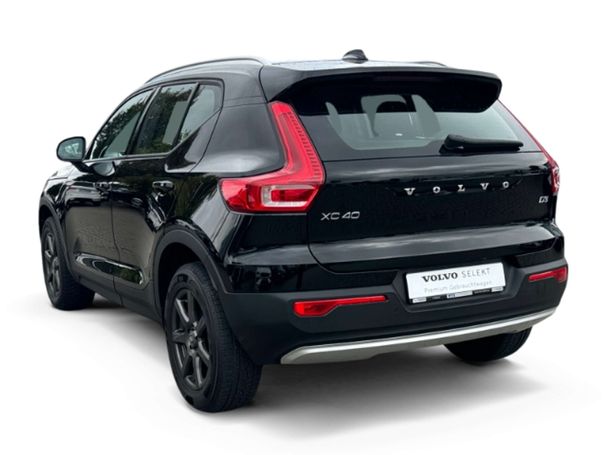 Volvo XC40 D3 Momentum 110 kW image number 7