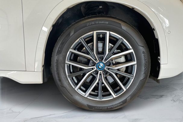 BMW iX1 xDrive30 M Sport 230 kW image number 14