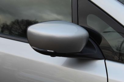 Car image 31