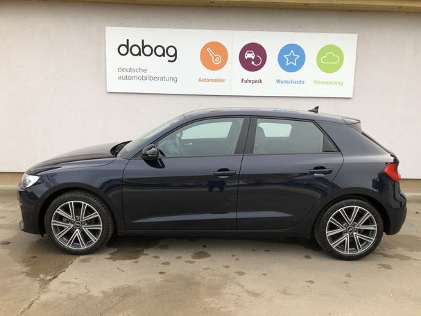 Audi A1 35 TFSI S-line Sportback 110 kW image number 3