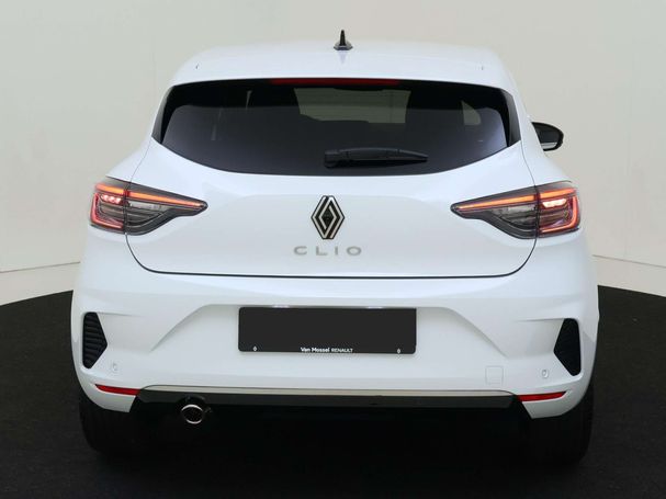 Renault Clio TCe 90 66 kW image number 3