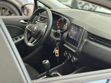 Car image 37