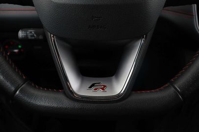 Car image 33