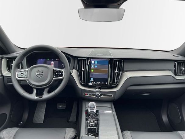 Volvo XC60 B4 AWD Ultimate 145 kW image number 3