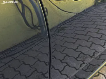 Car image 39