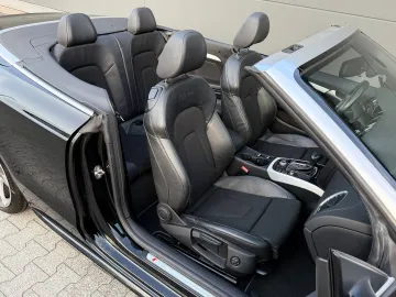 Car image 31