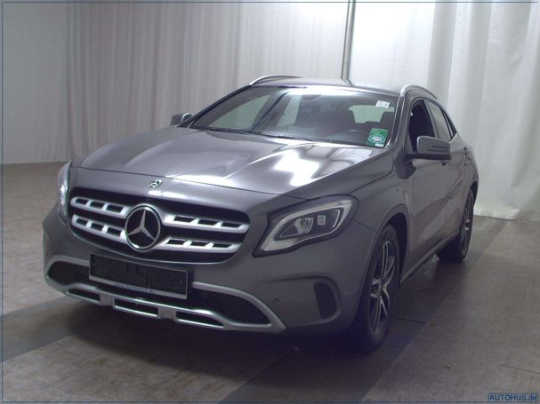 Mercedes-Benz GLA 180 90 kW image number 1