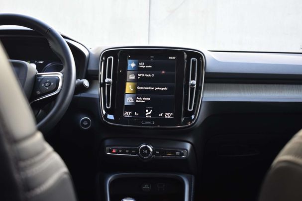 Volvo XC40 Recharge T4 Inscription 155 kW image number 26