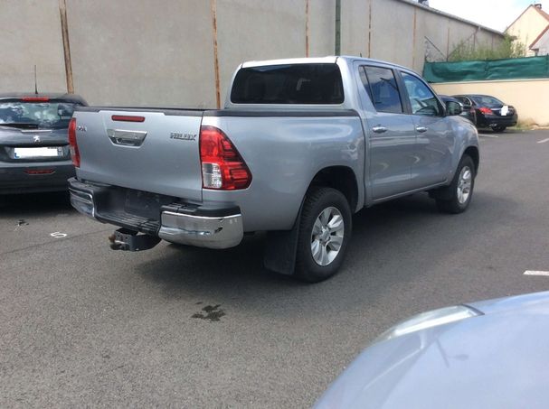 Toyota Hilux Double D Cab 2.4 4D 4WD 110 kW image number 3