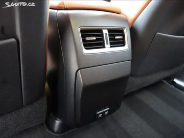 Car image 37